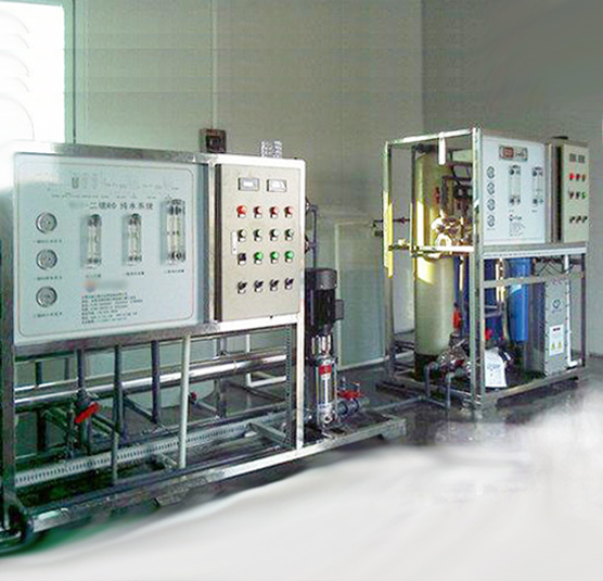 醫(yī)用純水設(shè)備，中央集中制水供水設(shè)備