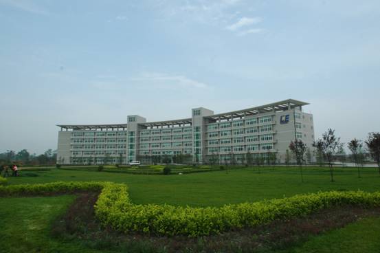 中科院成都光電研究所與成都奧邁科技簽訂去離子水機(jī)合作協(xié)議！